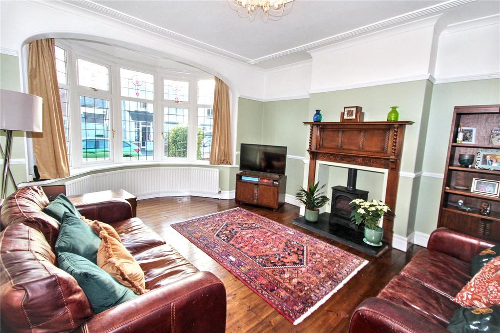 Front Lounge