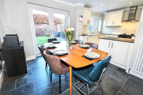 4 bedroom semi-detached house for sale, Swinbourne Gardens, Whitley Bay, Tyne and Wear, NE26