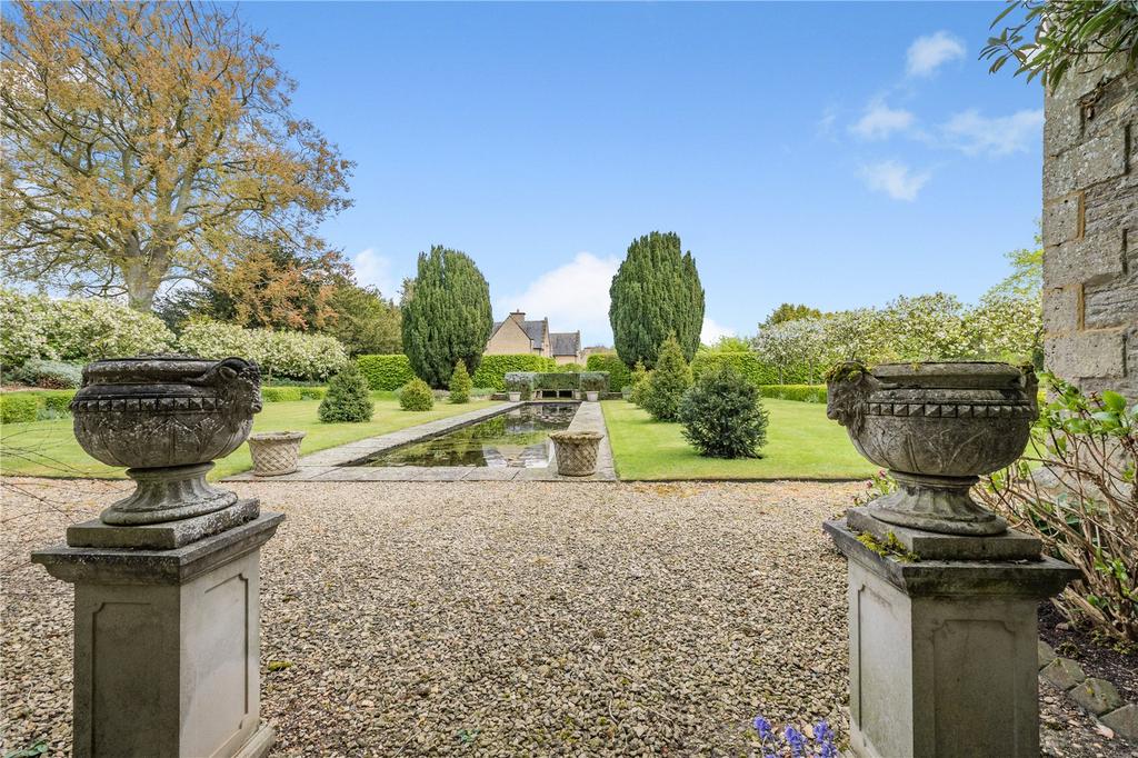 Gardens & Grounds