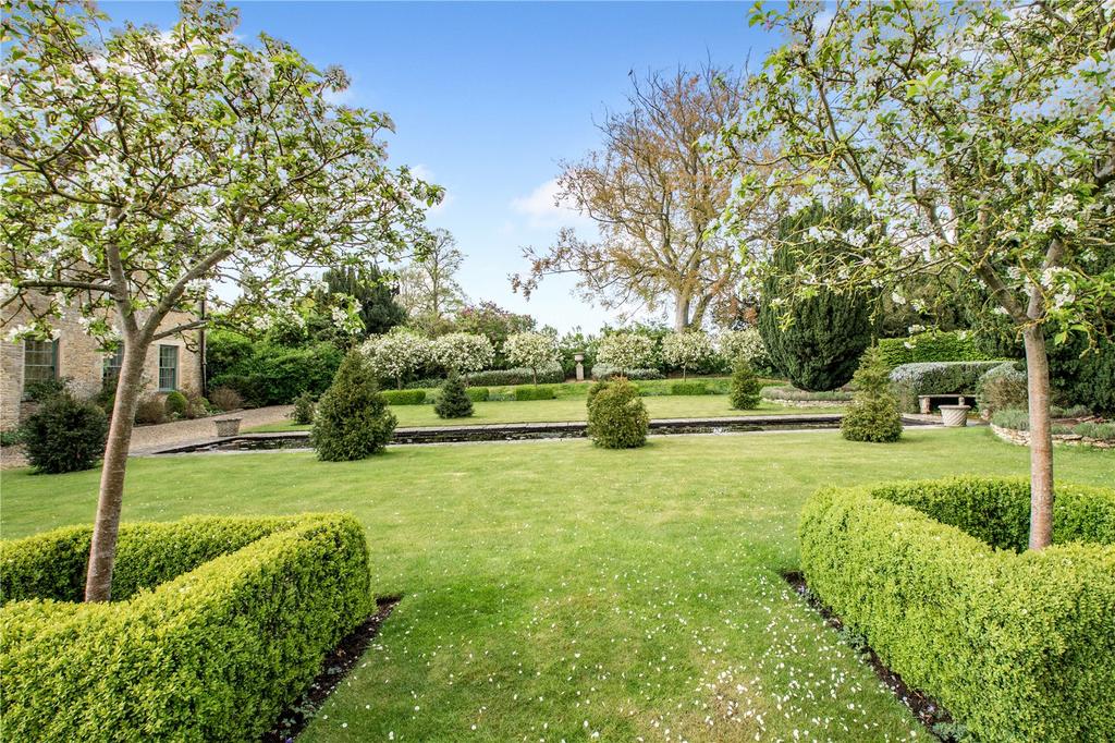 Gardens & Grounds