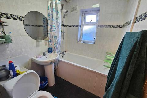 3 bedroom terraced house for sale, The Garth, Yardley Wood
