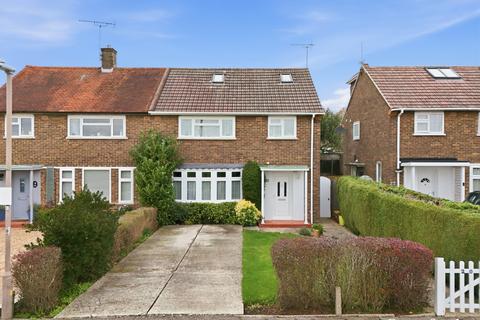 4 bedroom semi-detached house for sale, Harrison Close, Hutton, CM13
