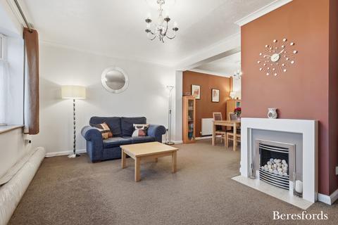 4 bedroom semi-detached house for sale, Harrison Close, Hutton, CM13