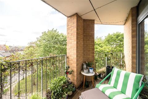 1 bedroom flat for sale, Mostyn Road, London SW9