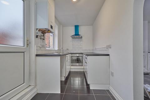 2 bedroom terraced house to rent, Chapel Street, Barwell, Leicester