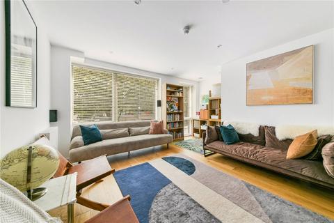 Peartree Way, Greenwich, London, SE10