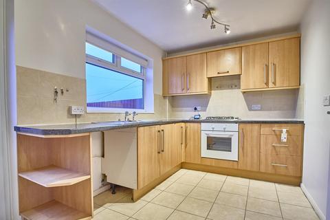 2 bedroom terraced house to rent, Hawthorne Way, Barwell, Leicestershire