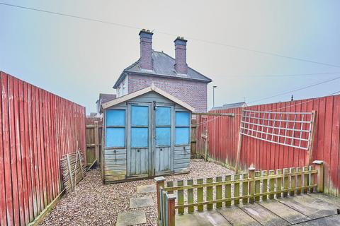 2 bedroom terraced house to rent, Hawthorne Way, Barwell, Leicestershire