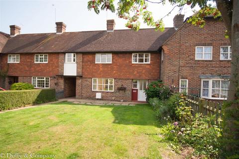 4 bedroom terraced house to rent, America Lane, Haywards Heath, West Sussex