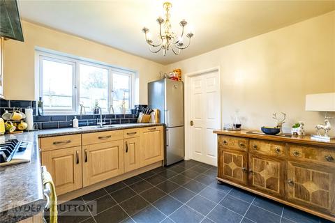 4 bedroom detached house for sale, St. Thomas Gardens, Bradley, Huddersfield, West Yorkshire, HD2