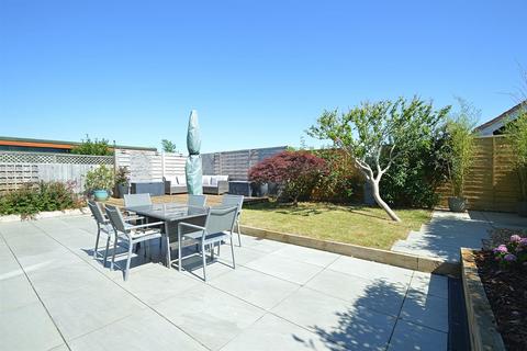 2 bedroom detached bungalow for sale, FLEXIBLE ACCOMMODATION * SHANKLIN