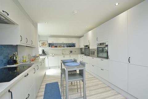 2 bedroom detached bungalow for sale, FLEXIBLE ACCOMMODATION * SHANKLIN