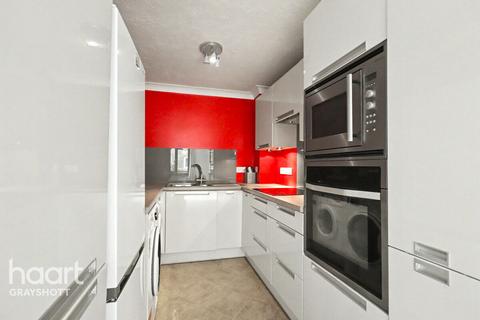 2 bedroom apartment for sale, Crossways Road, Hindhead