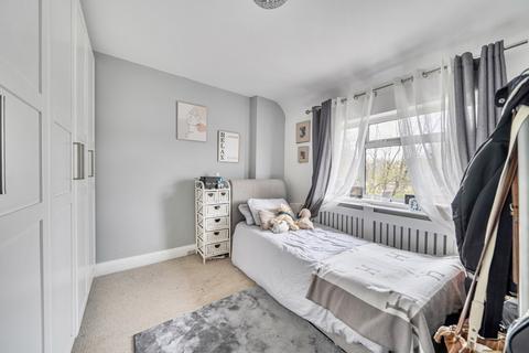 4 bedroom semi-detached house for sale, Almond Close, Ruislip, Middlesex