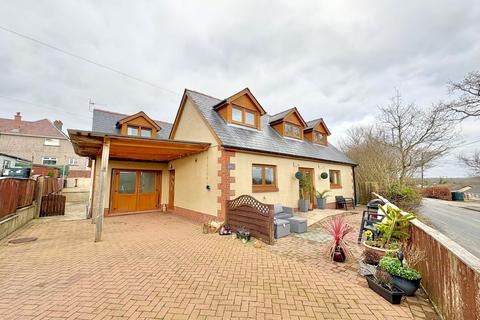 3 bedroom detached house for sale, Maeslan, Llanelli SA15