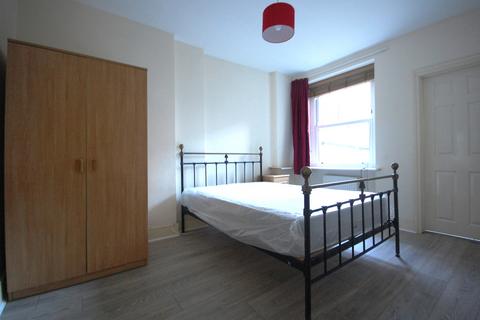 undefined, Chiswick Road, London W4