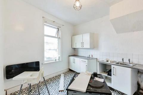 2 bedroom flat for sale, Clarendon Road, Blackpool