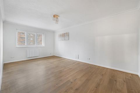 1 bedroom flat for sale, Grove Road, Sutton