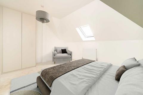 2 bedroom flat for sale, Greenford Avenue, London W7