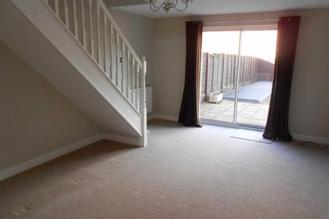 2 bedroom semi-detached house to rent, Astbury Close, Turnberry, Bloxwich