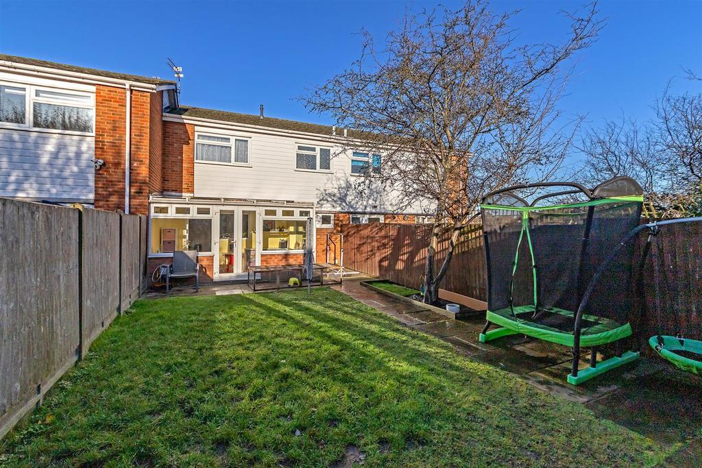 26 Kitchener Close-32.jpg