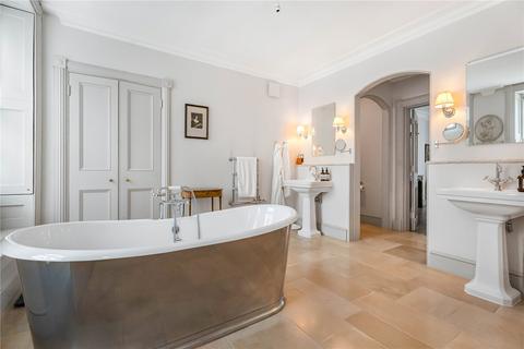 undefined, Doughty Street, London, WC1N