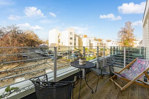 4 bedroom terraced house for sale, Trafalgar Street, Cheltenham, Gloucestershire, GL50