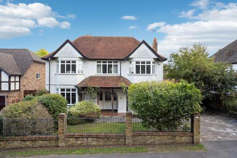 5 bedroom detached house for sale, Finch Lane, Bushey
