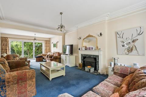 undefined, Finch Lane, Bushey, WD23