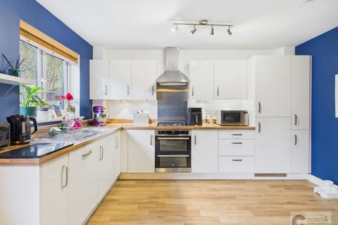 3 bedroom end of terrace house for sale, Webster Close, Newton Abbot