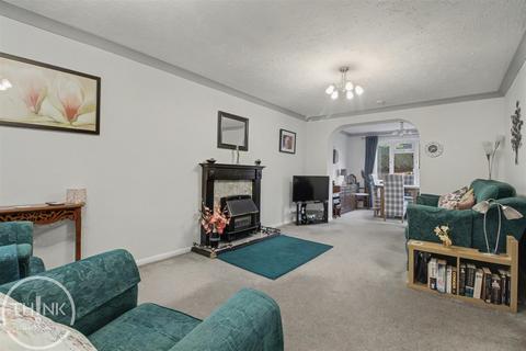 3 bedroom detached house for sale, Springwood, Taverham NR8