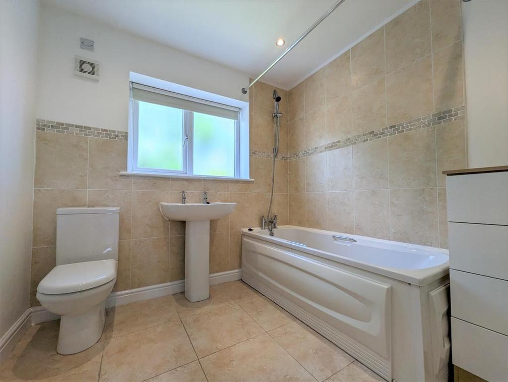 Family bathroom