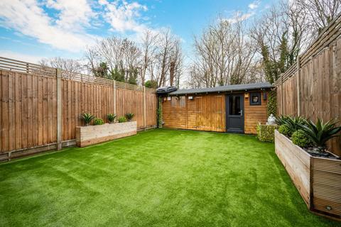 undefined, Glastonbury Road, Morden