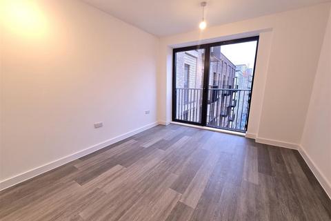 1 bedroom apartment to rent, Berkeley Square, Salford