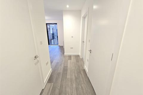 1 bedroom apartment to rent, Berkeley Square, Salford