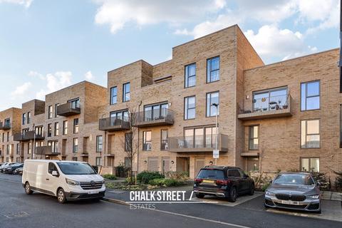 1 bedroom apartment for sale, Somerville House, Fairlane Road, Rainham, RM13
