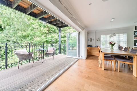 3 bedroom apartment for sale, Huntingdon Avenue, Whitefield Court, TN4