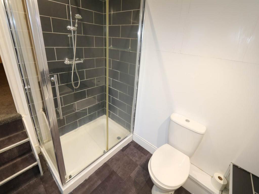 Bathroom 3