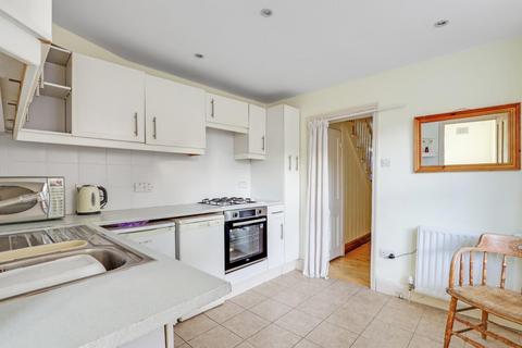 4 bedroom end of terrace house for sale, Friern Road, London