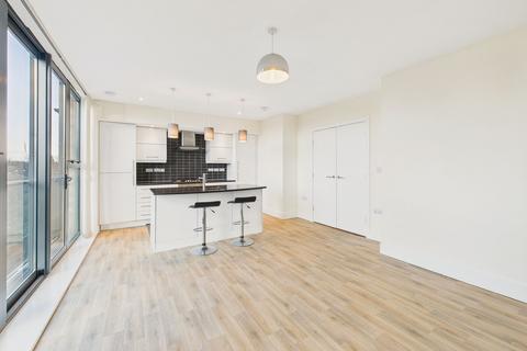 2 bedroom flat for sale, Well Lane, Gateshead, NE9