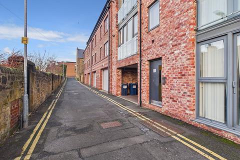 2 bedroom flat for sale, Well Lane, Gateshead, NE9