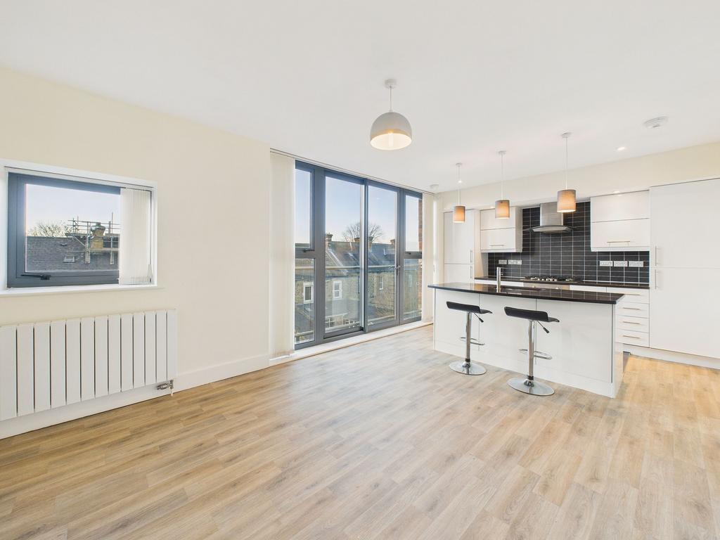 Lounge/Kitchen