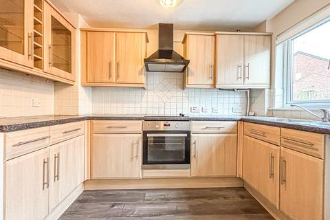 3 bedroom semi-detached house for sale, Woodstock Crescent, Hockley SS5