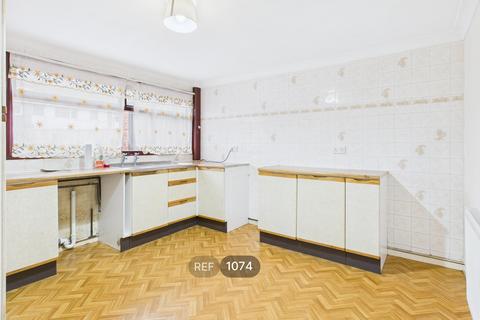 3 bedroom property to rent, Apollo Walk, Bellfield Avenue, HU8