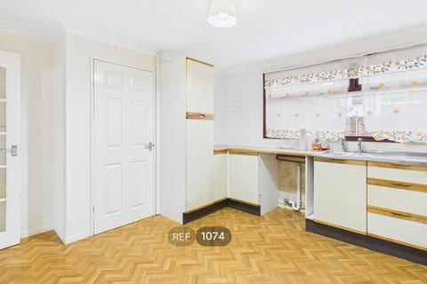 3 bedroom property to rent, Apollo Walk, Bellfield Avenue, HU8