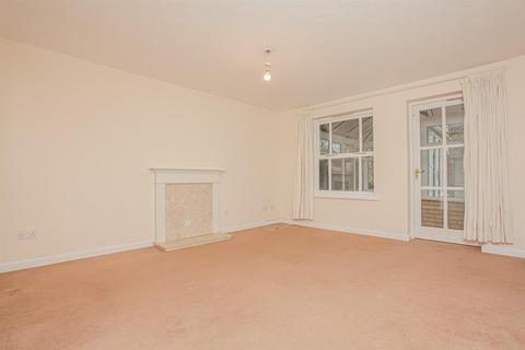undefined, off BOTLEY ROAD