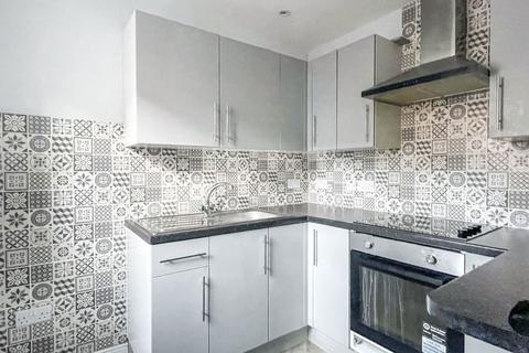 3 bedroom flat to rent, Market Place, North Walsham NR28