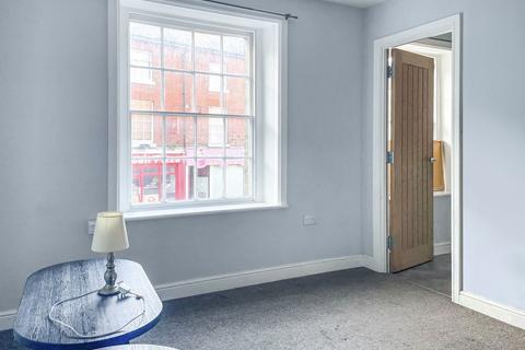 3 bedroom flat to rent, Market Place, North Walsham NR28