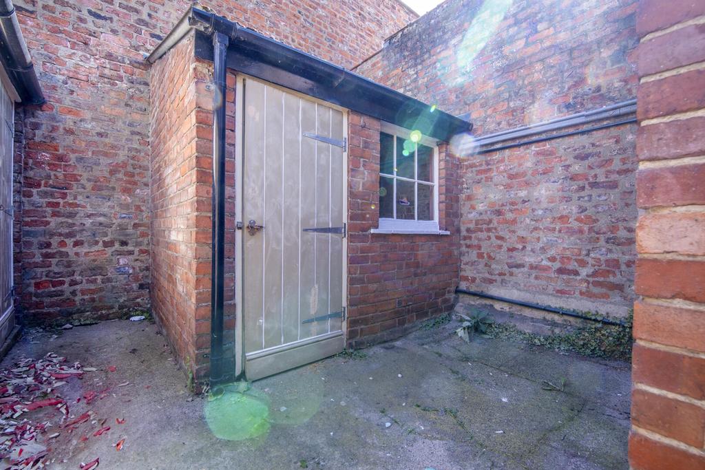 Outbuilding