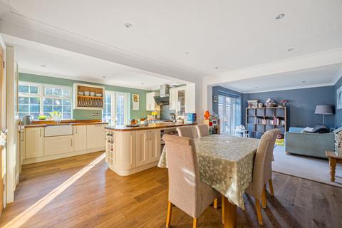 4 bedroom semi-detached house for sale, Caithness Close, Basingstoke RG23